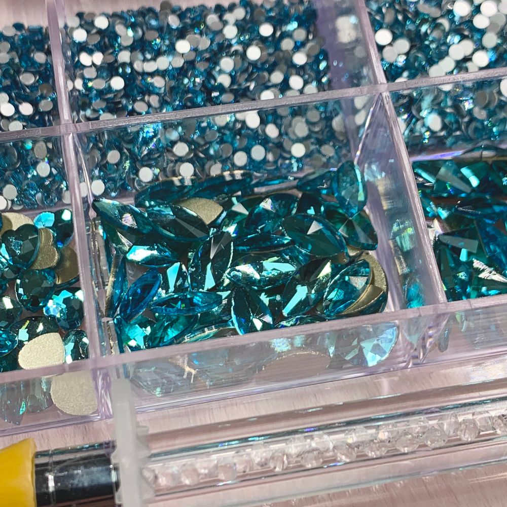 turquoise rhinestone nail kit organizer - 5